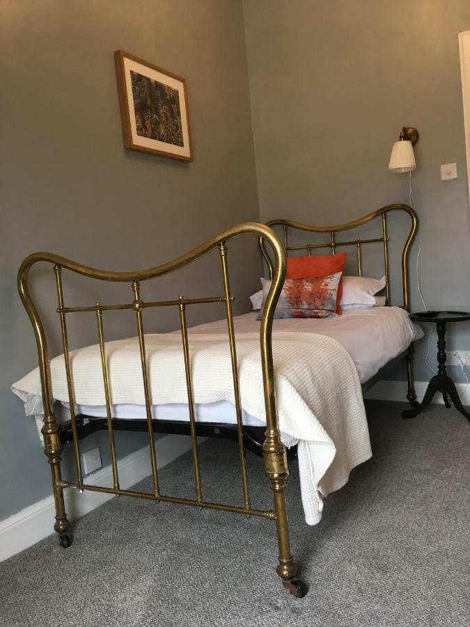 Room Only Corbies Rest Inverness Exteriör bild